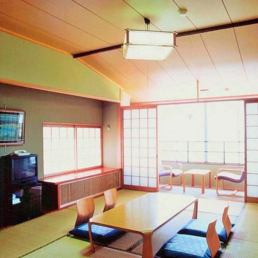 Kyukamura Ohmi-Hachiman โอมิฮะจิมัง ภายนอก รูปภาพ